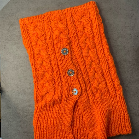 Michael Kors Orange Snood ~ Winter Neck Warmer - Picture 4 of 6